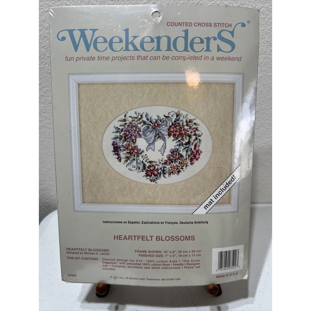 Weekenders Counted Cross Stitch Kit 03522 Heartfelt Blossoms‎ Includes Mat 5x7